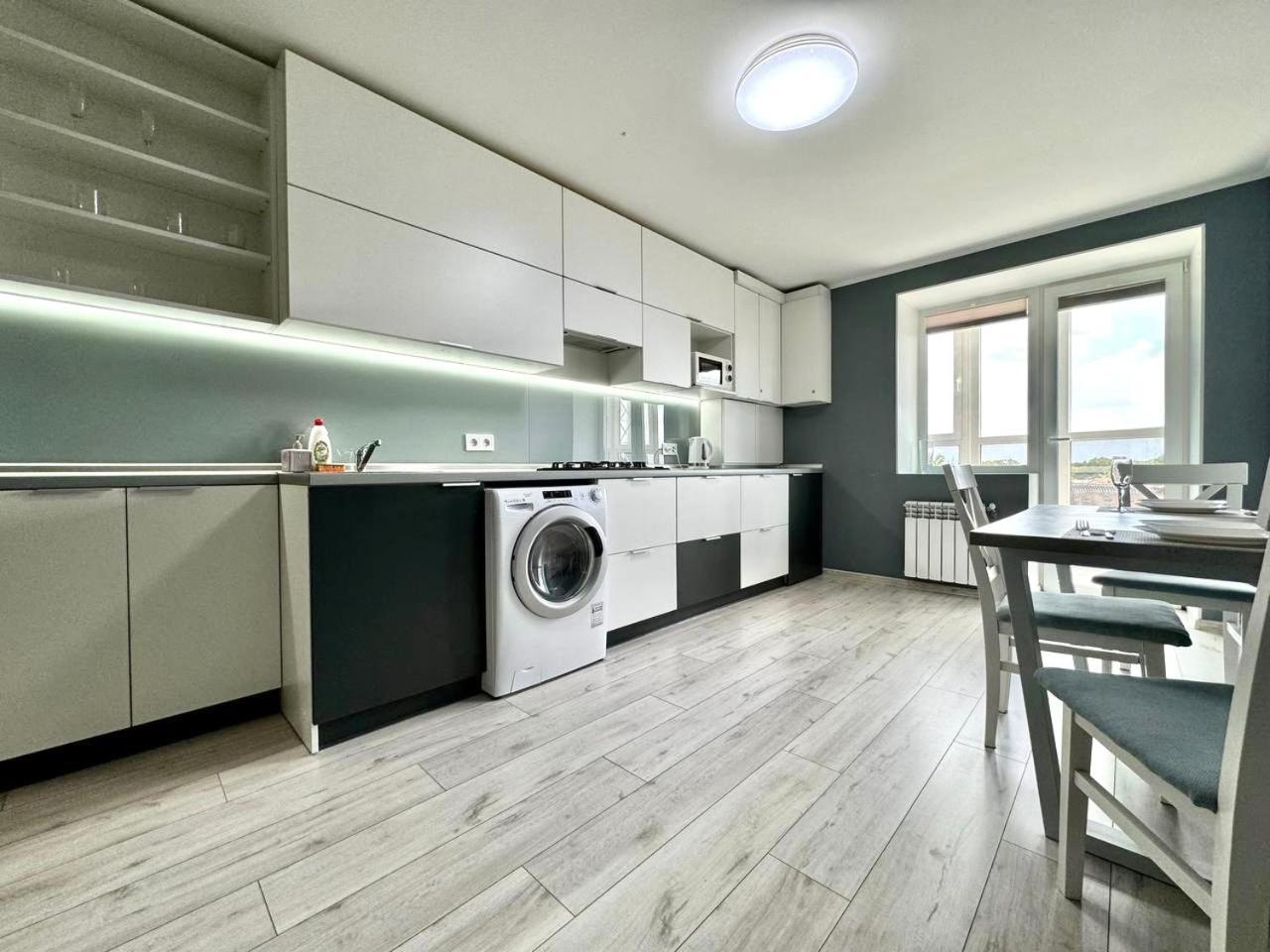 Apartpoltava Апартаменти Бізнес-Класу В Престижній Новобудові З Панорамним Балконом Центр Екстериор снимка