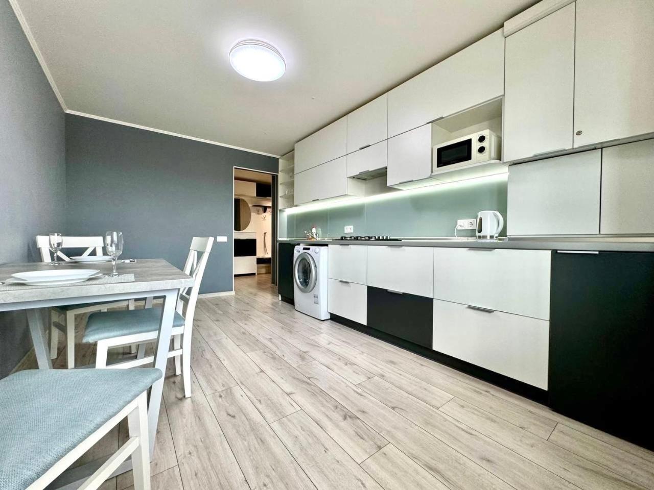 Apartpoltava Апартаменти Бізнес-Класу В Престижній Новобудові З Панорамним Балконом Центр Екстериор снимка